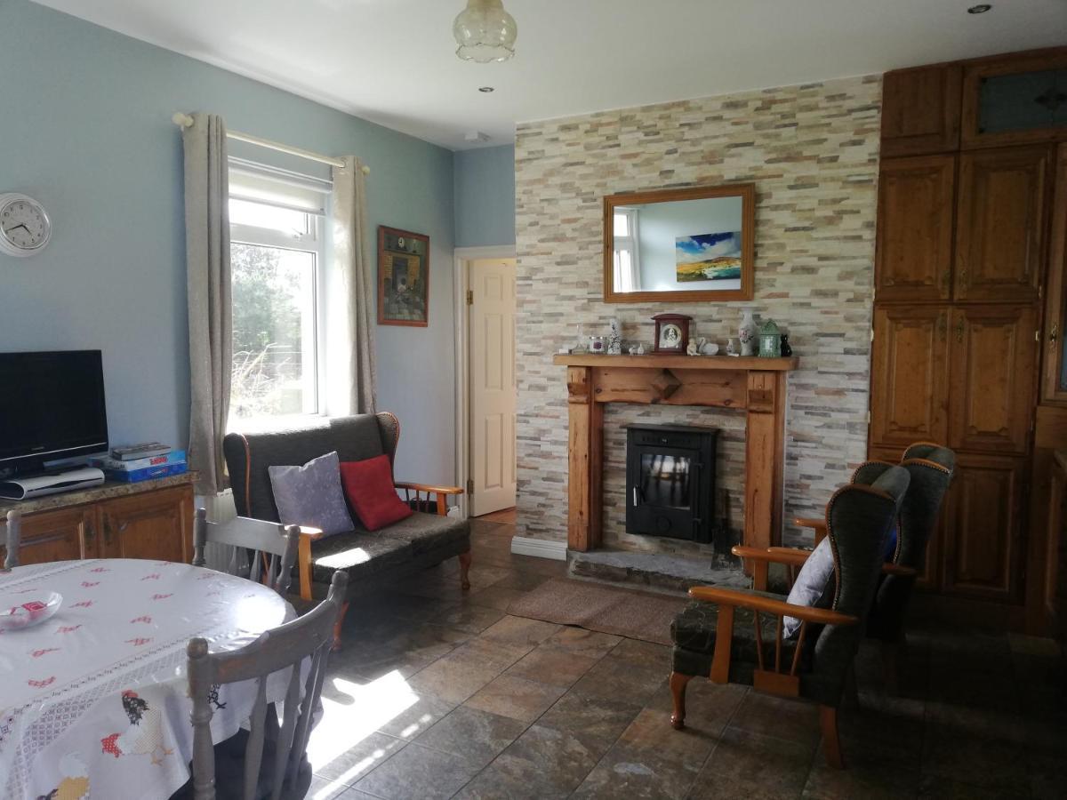 Rossport Bungalow With An Atlantic View 발리나 외부 사진